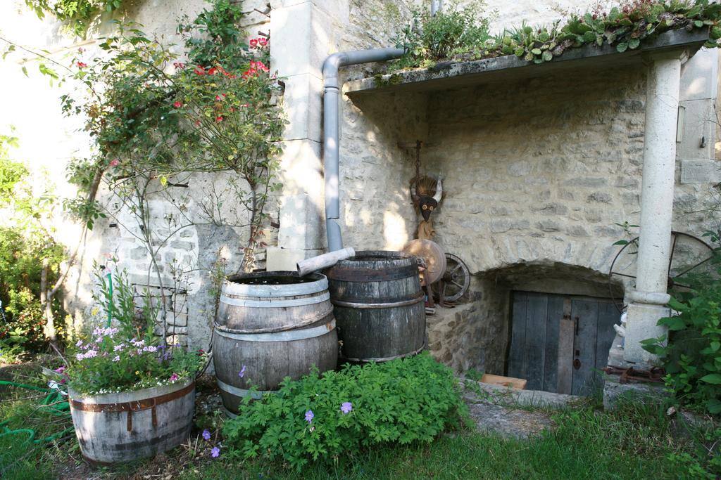 Le Vieux Velo Bed & Breakfast Chaptuzat Eksteriør bilde